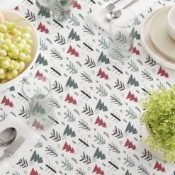 Fabric Textile Products, Inc. Rectangular Tablecloth, 100% Cotton, Christmas Tree Doodle Green -Sunnydaze Decor Shop 39db1b3ad39643098e11909e54570d96