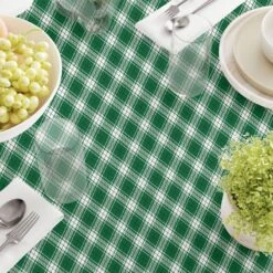 Fabric Textile Products, Inc. Square Tablecloth, 100% Cotton, Christmas Green Plaid Green -Sunnydaze Decor Shop fb2f872b6de741b79f763ebc2be48d58 1